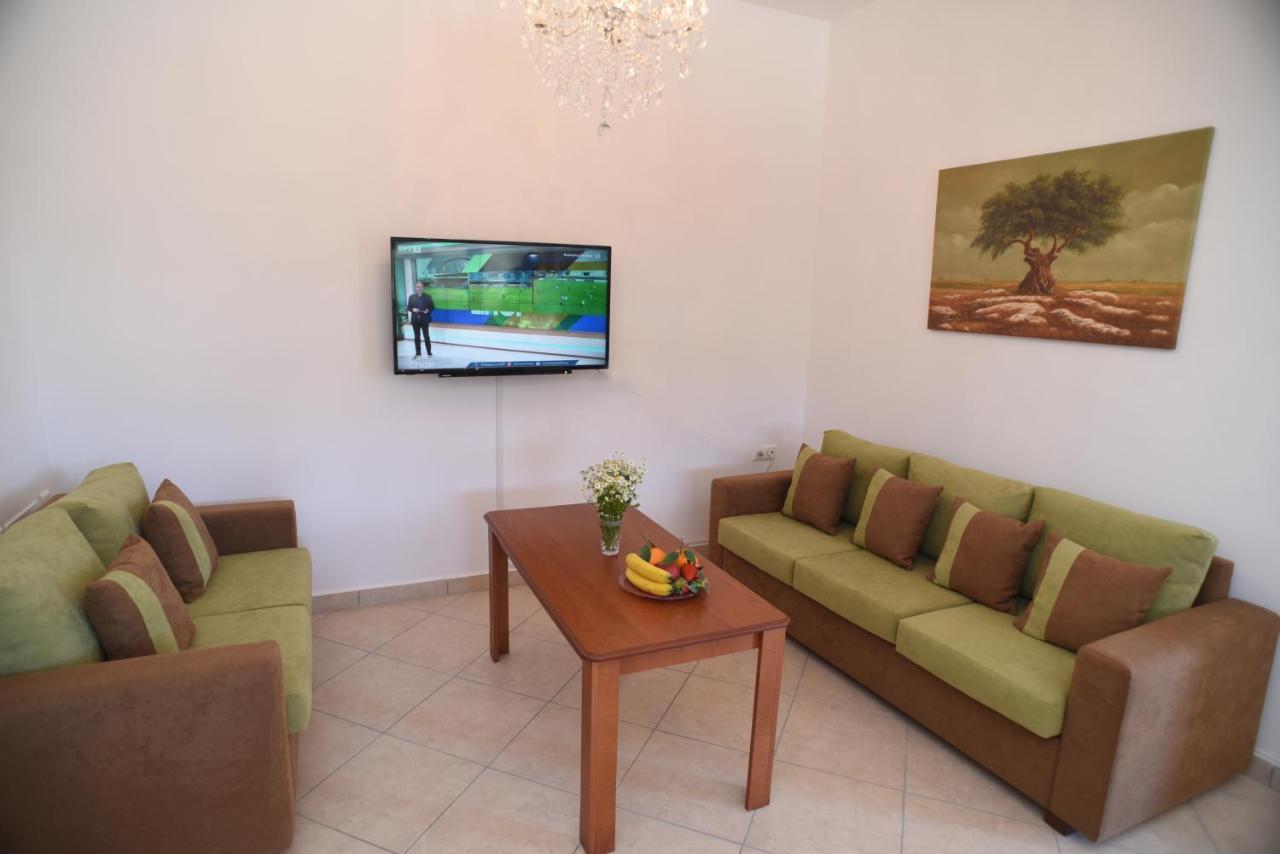 Bernie House 2 Apartman Mélanesz Kültér fotó